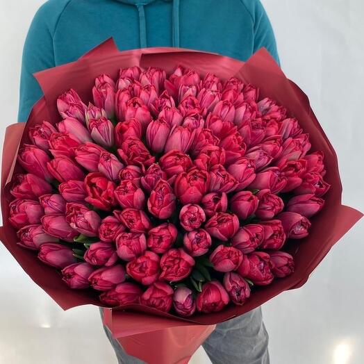 101 красный тюльпаны