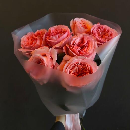 Букет из 7 пионовидных роз «pink expression»
