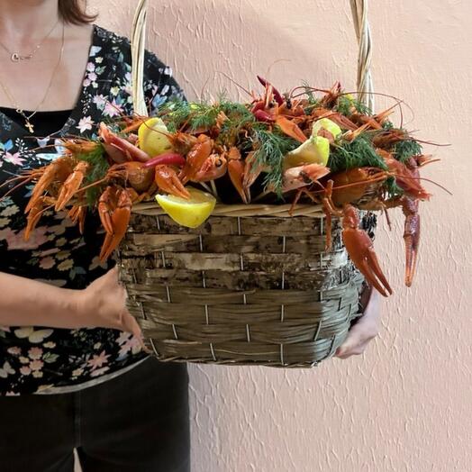 Корзина с раками