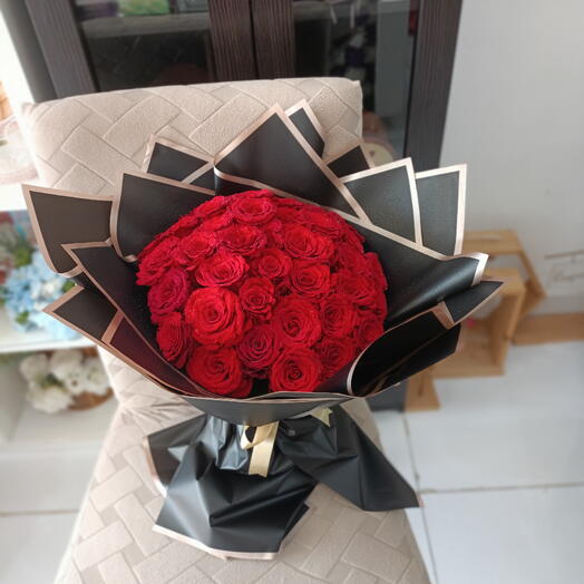 Valentine Red Rose Bouquet