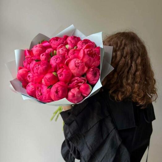 Bouquet of raspberry peonies