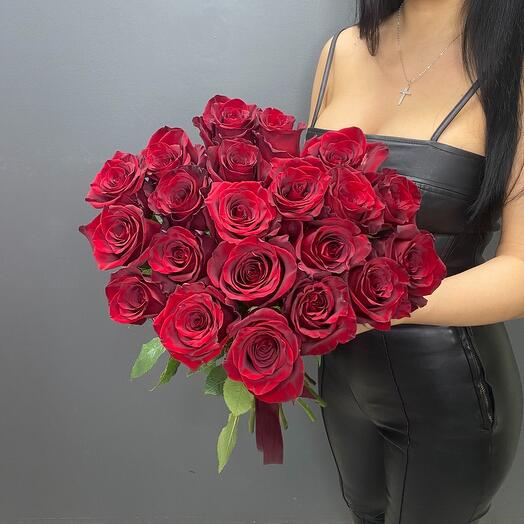 Bouquet of 21 red roses