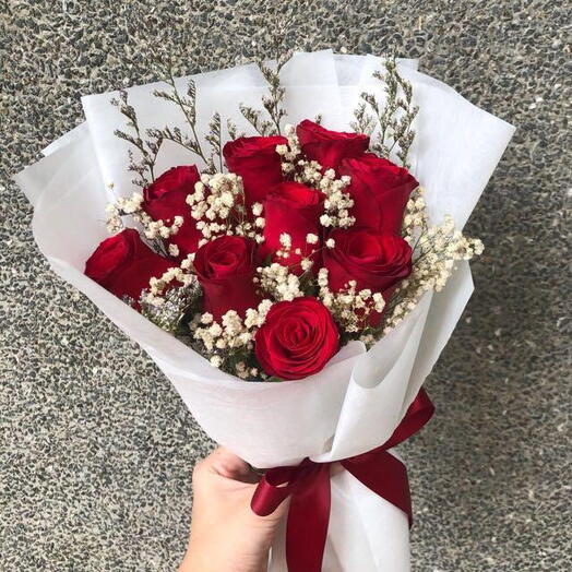 Bouquet of 9 Red Roses