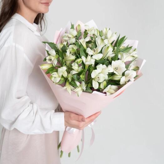 Ramo de alstroemeria blanca