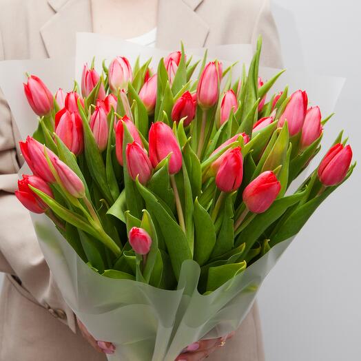 Букет красных тюльпанов, 51 шт., 45 см. Florentika