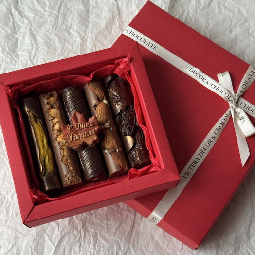 Victera Decor and Chocolate