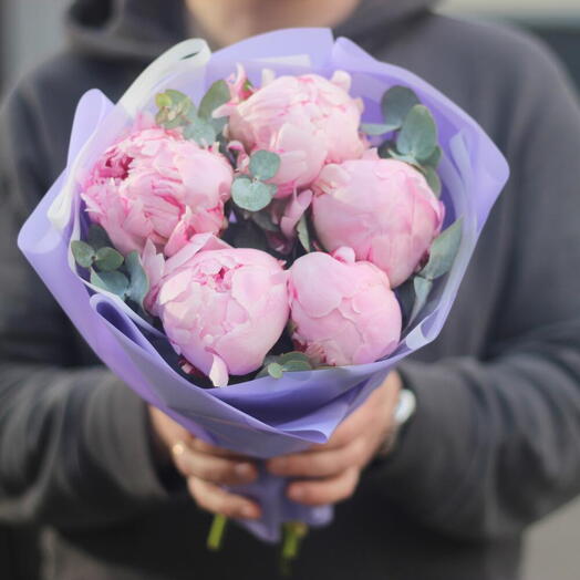 5 Peonies and Eucalyptus️