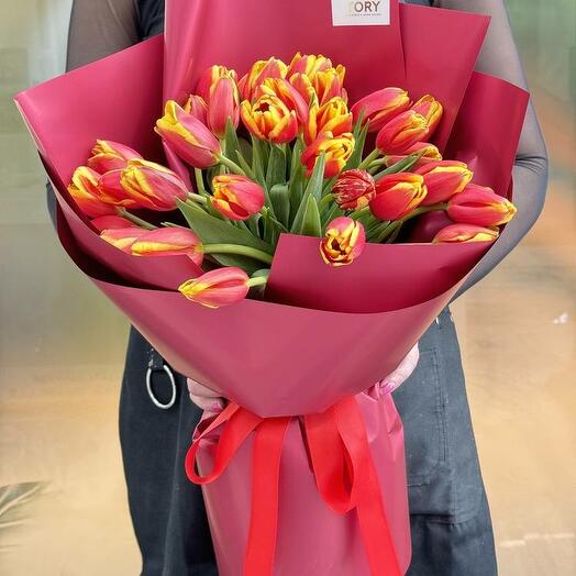 Bouquet of 35 tulips "Ogonyok"