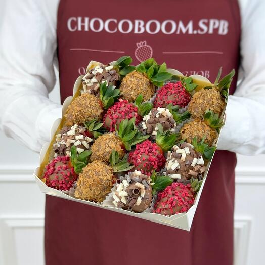 Клубника в шоколаде в наборе «Сафари», 16-20 ягод