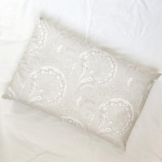 Подушка с лузгой гречихи и можжевельником 50*70