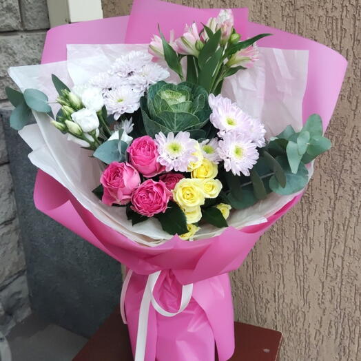FLOWERS & GIFTS