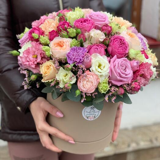 Flores en una Caja de Fantasía