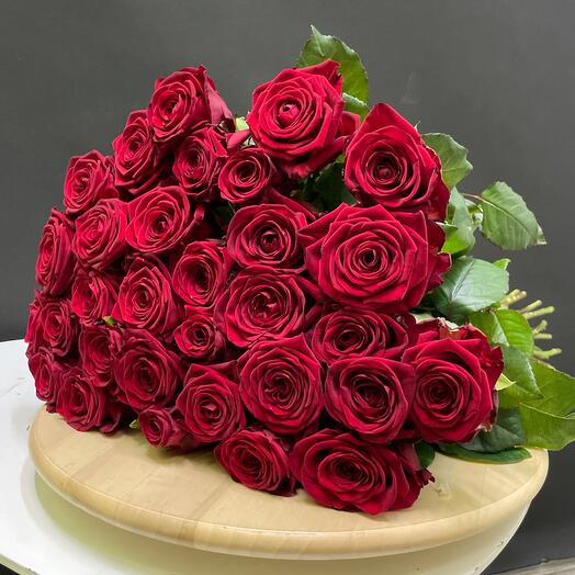 Bouquet of 31 roses 60 cm