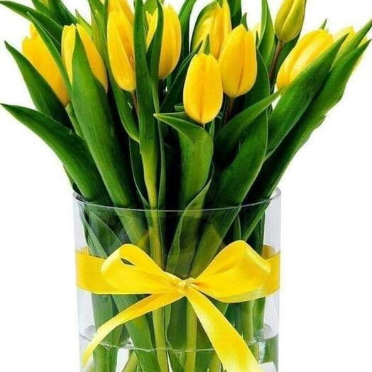 21 Yellow Tulips In A Vase