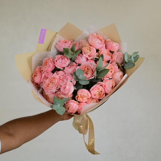 9 Ariya Roses