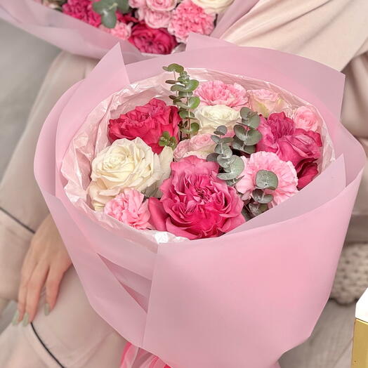 Peony pink roses   white roses
