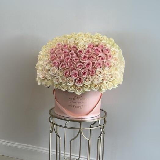 Композиция «Роскошь» — 201 роза в коробке с сердцем