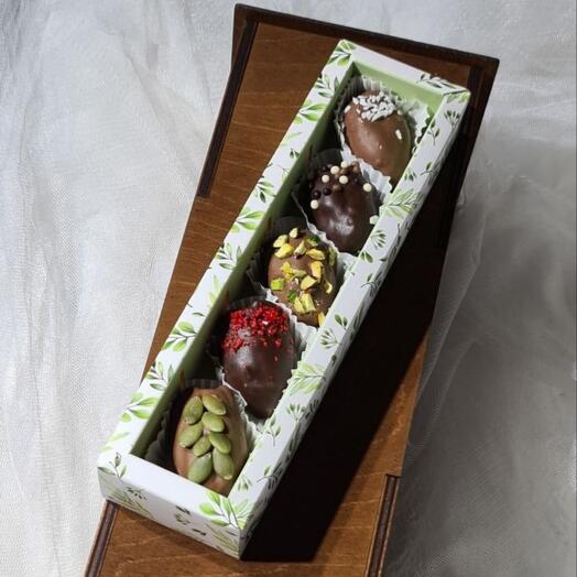 5 фиников в бельгийском шоколаде