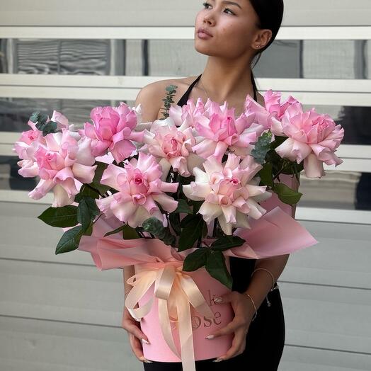 Розы в коробке