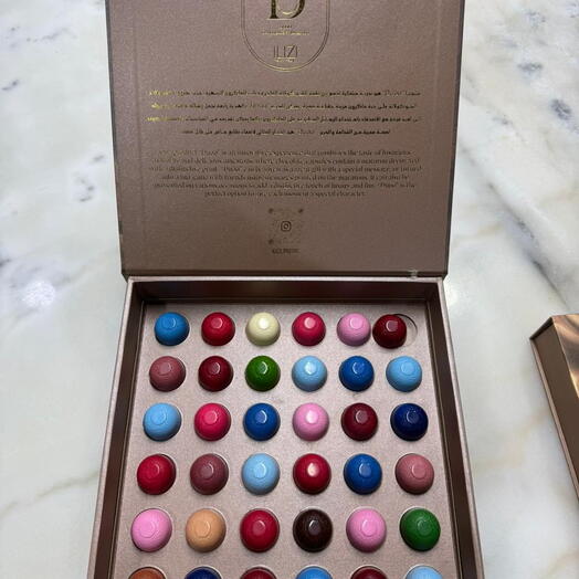 Duo 36 Bonbons Chocolates/Mini Macarons