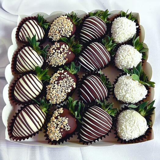 Клубника в шоколаде Bounty Choco