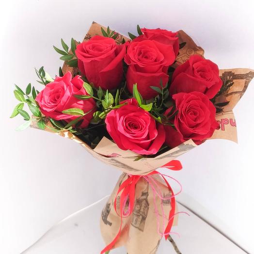 Bouquet of 7 red roses with greens