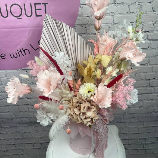 Dried flowers pink bouquet