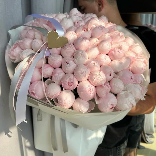 100 marshmallow peonies