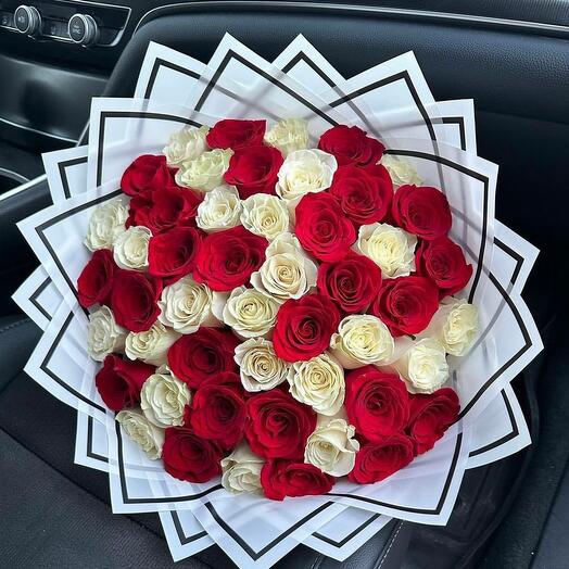 Bouquet of white and red roses 51