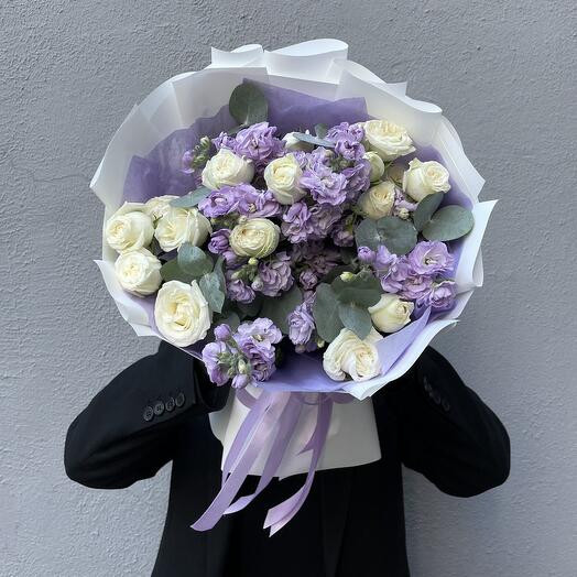 Purple bouquet with shrub roses and mattiola