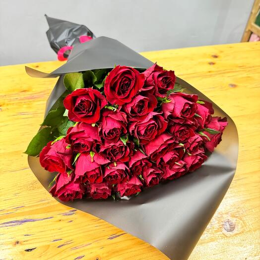 + 25 a la estética (rosas rojas)