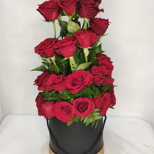 Blooming marvellous:36 STEMS OF RED ROSE IN A BLACK BOX