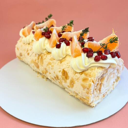 Meringue roll