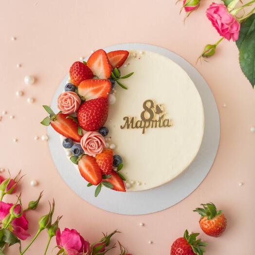 Торт на 8 марта с ягодами