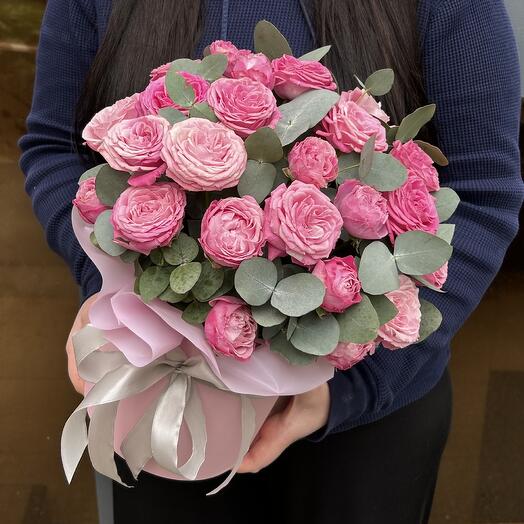 Кустовые пионовидные розы в шляпной коробке🌸