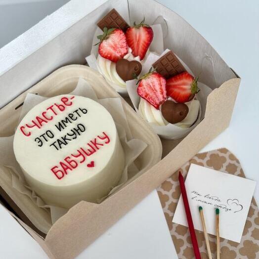 Бенто торт + 2 капкейка для бабушки/мамы