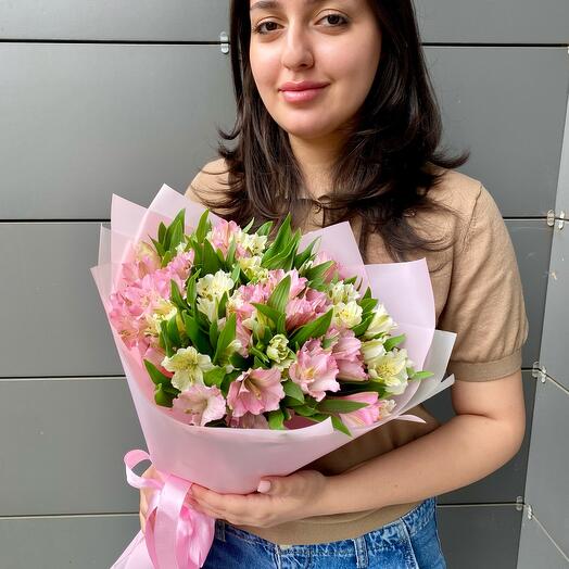 Монобукет из 19 Альстромерий