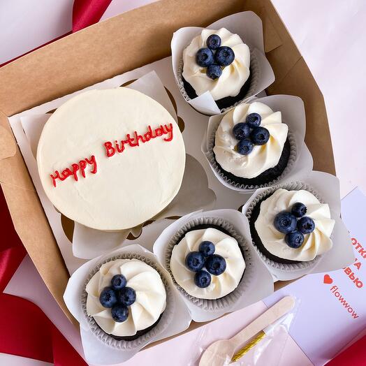 Happy Birthday Bento Cake + Cupcakes