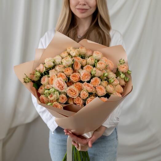 Кустовые персиковые  розы