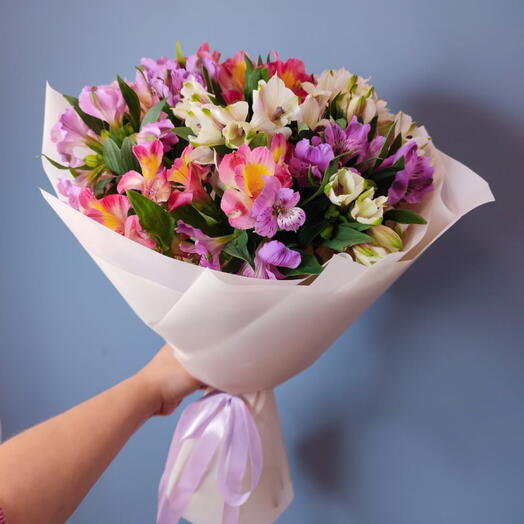 Mono Alstroemeria mix 15 branches