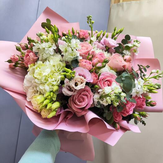 Beautiful Flowers na Mozhayskom shosse