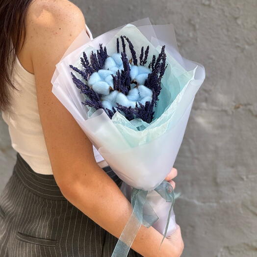 Букетик из хлопка и лаванды