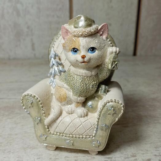 Статуэтка кошка