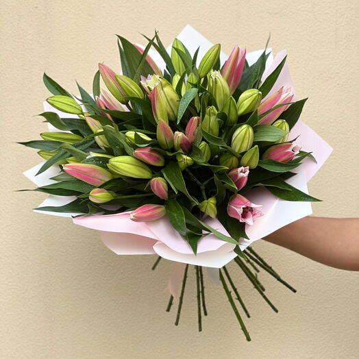 Blushing Lily Bouquet