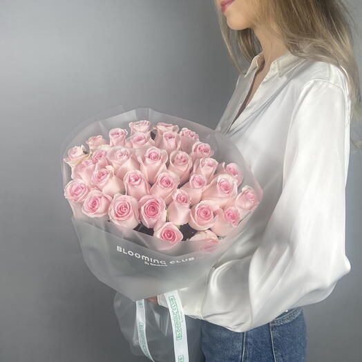 31 pink roses bouquet