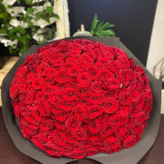 201 роза, любимой жене, маме,дочери, Альметьевск