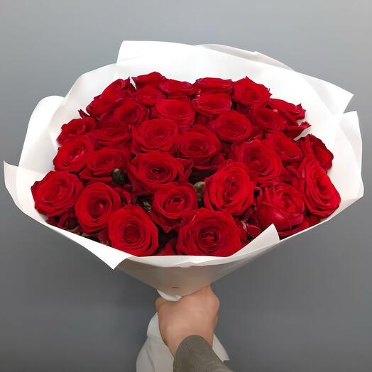 Bouquet of 31 red roses 50 cm