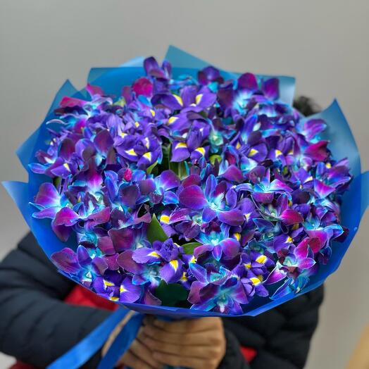 Bouquet of orchids with iris