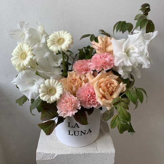La Luna Flowers