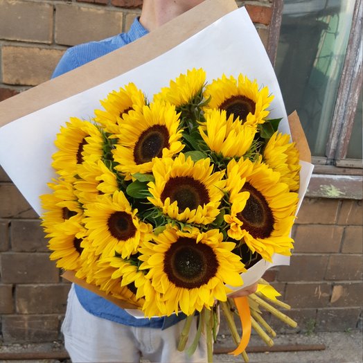Букет живых цветов из подсолнухов, цвет жёлтый, 15 штук, арт 21 Kimbirly Flowers